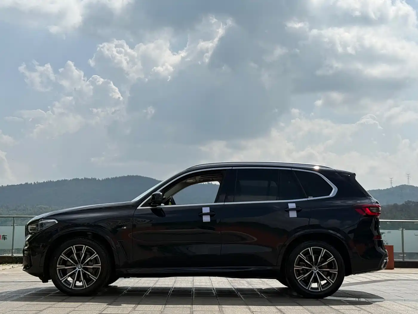 BMW X5 (Import) 2020 xDrive40i M Sport Package фото 10