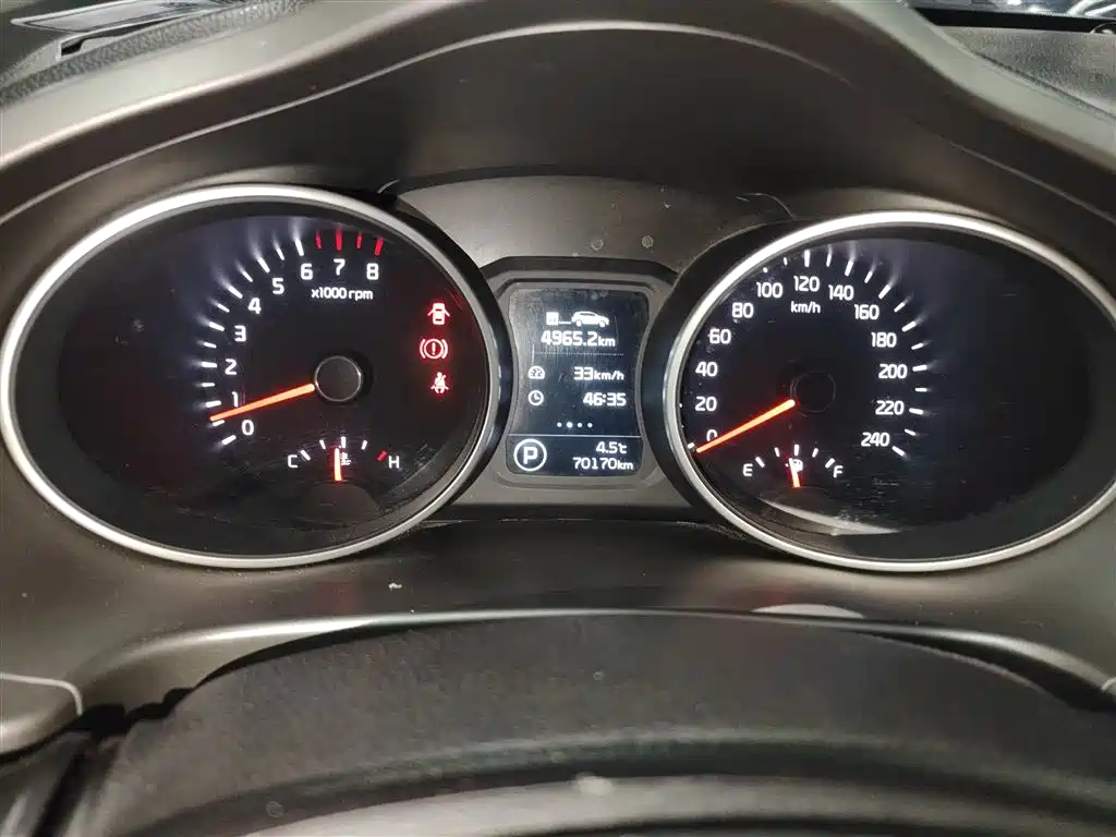 Kia Sportage 2015 2.0L Automatic 2WD GL фото 8