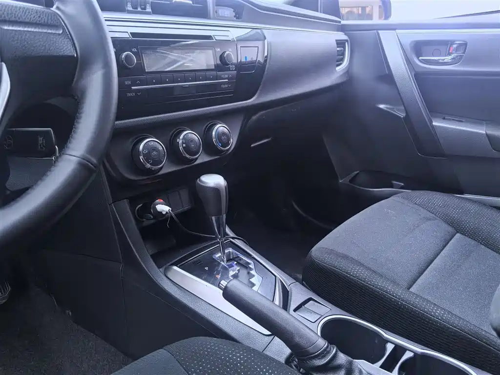 Toyota Levin 2014 1.8GS CVT Elite Edition фото 18