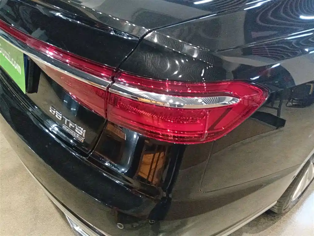 Audi A8 2018 A8L 55 TFSI quattro Launch Premium фото 8