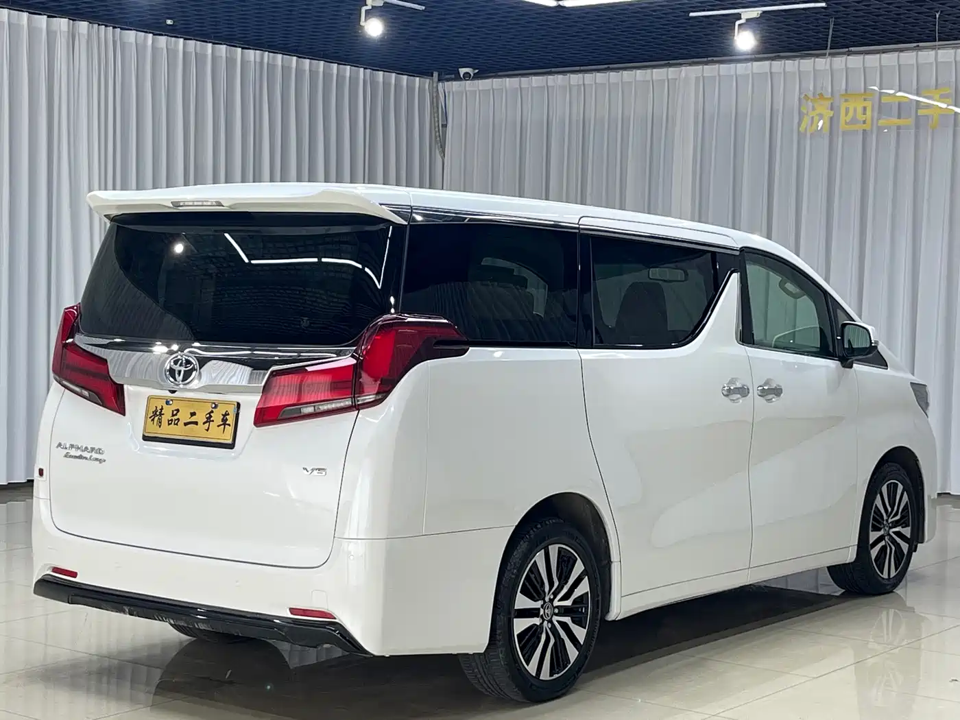 Toyota Alphard 2018 Facelift 3.5L Premium Edition фото 14