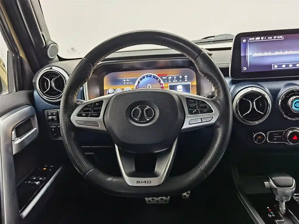 BAIC ORV Beijing Offroad BJ40 2019 2.3T Auto 4WD Hanta Champion Edition China VI фото 11