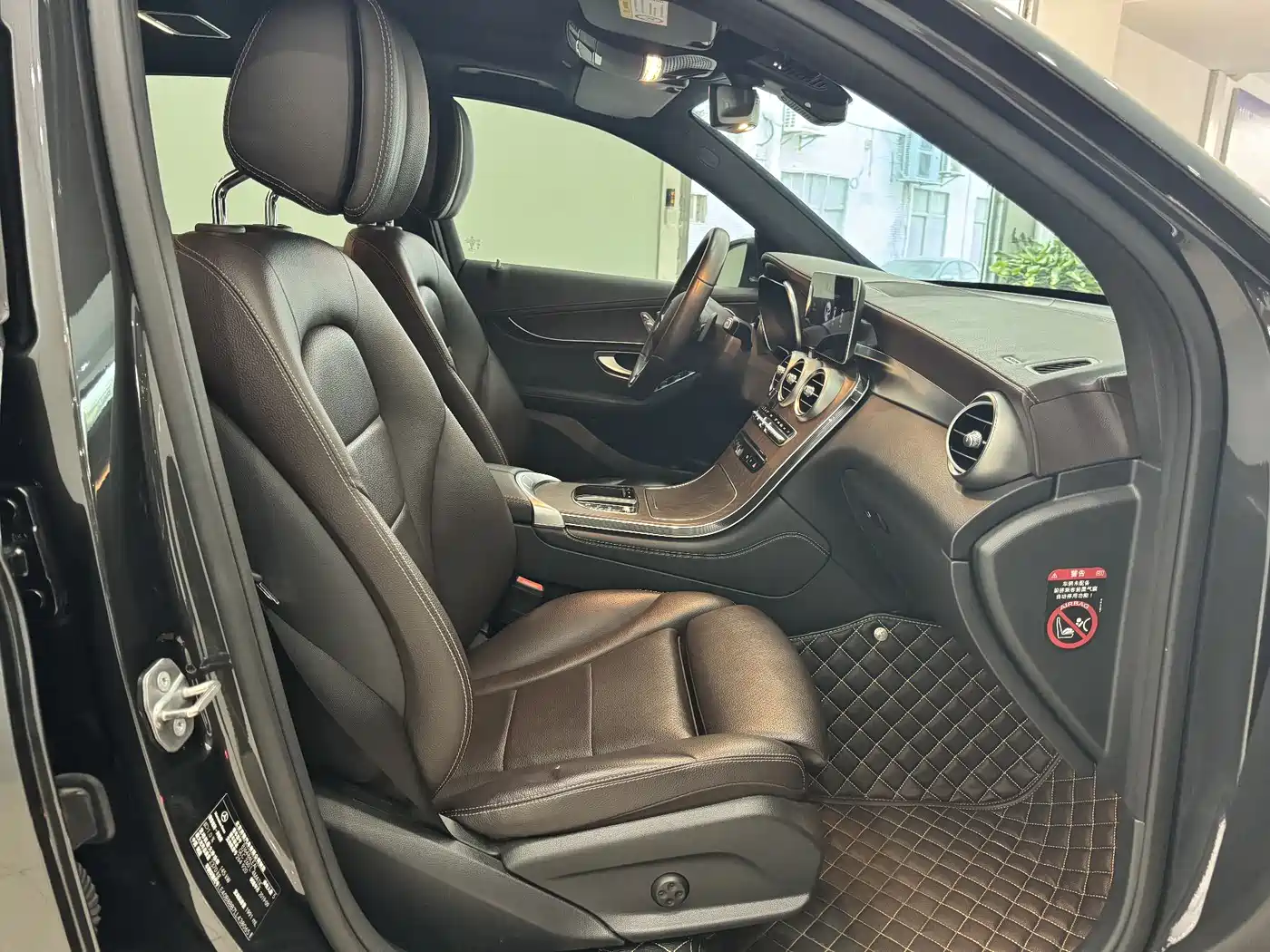 Mercedes-Benz GLC 2020 GLC 260 L 4MATIC Luxury фото 5