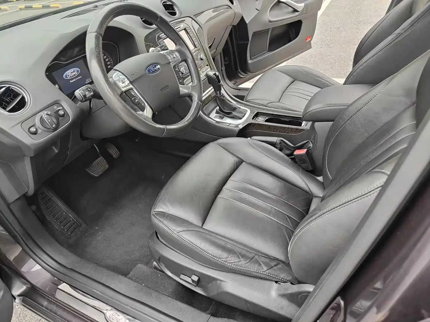 Ford Mondeo Zhisheng 2012 2011 2.0L GTDi200 Luxury