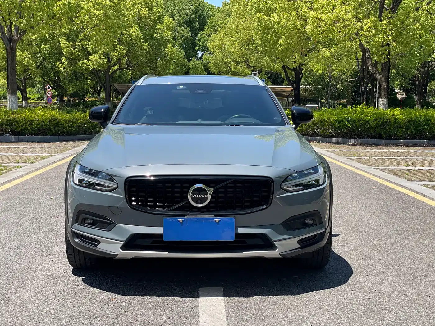 Volvo V90 2022 Cross Country B5 AWD Inscription фото 2