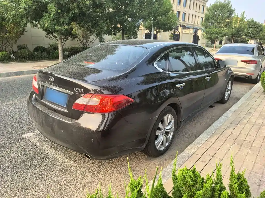 Infiniti Q70 2014 2013 Q70L 2.5L Comfort