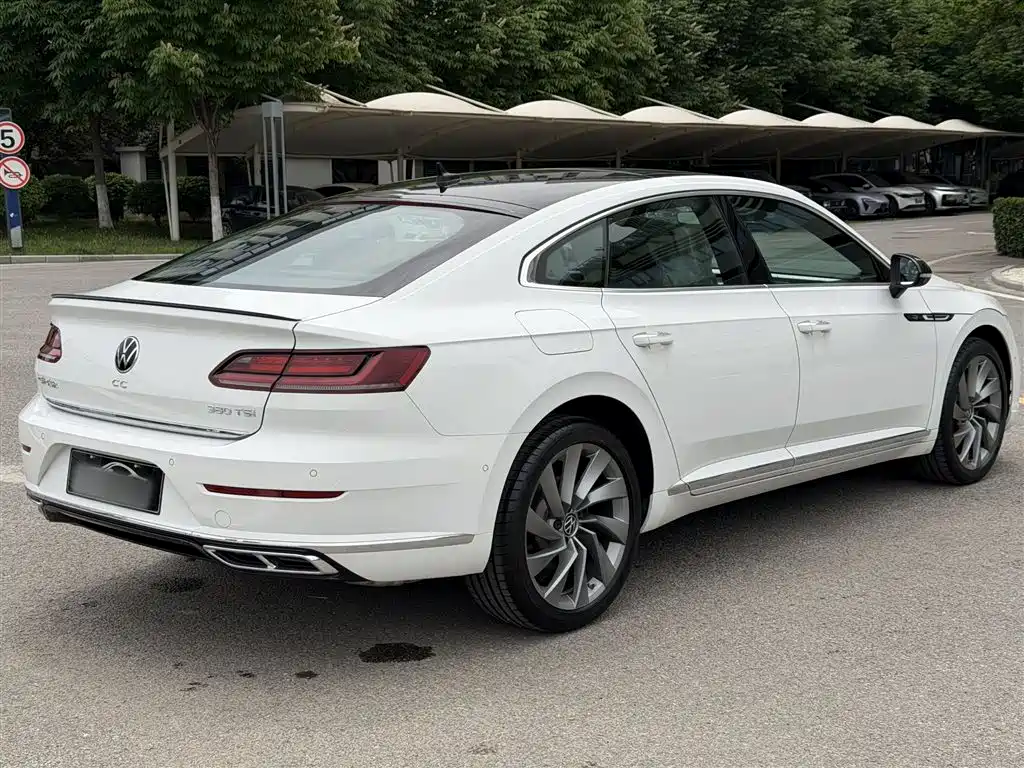Volkswagen FAW-Volkswagen CC 2024 380TSI Eye-catching Edition фото 3