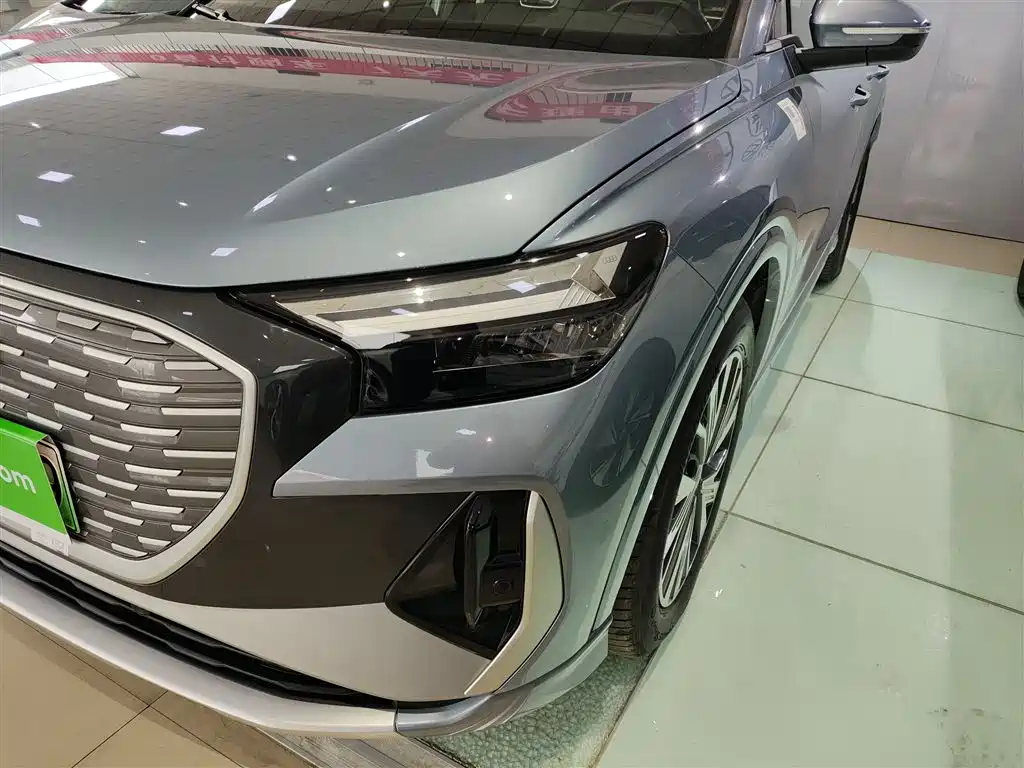 Audi Q4 e-tron 2024 40 e-tron Pioneer Edition фото 24