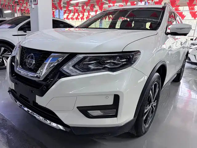NISSAN QIJUN