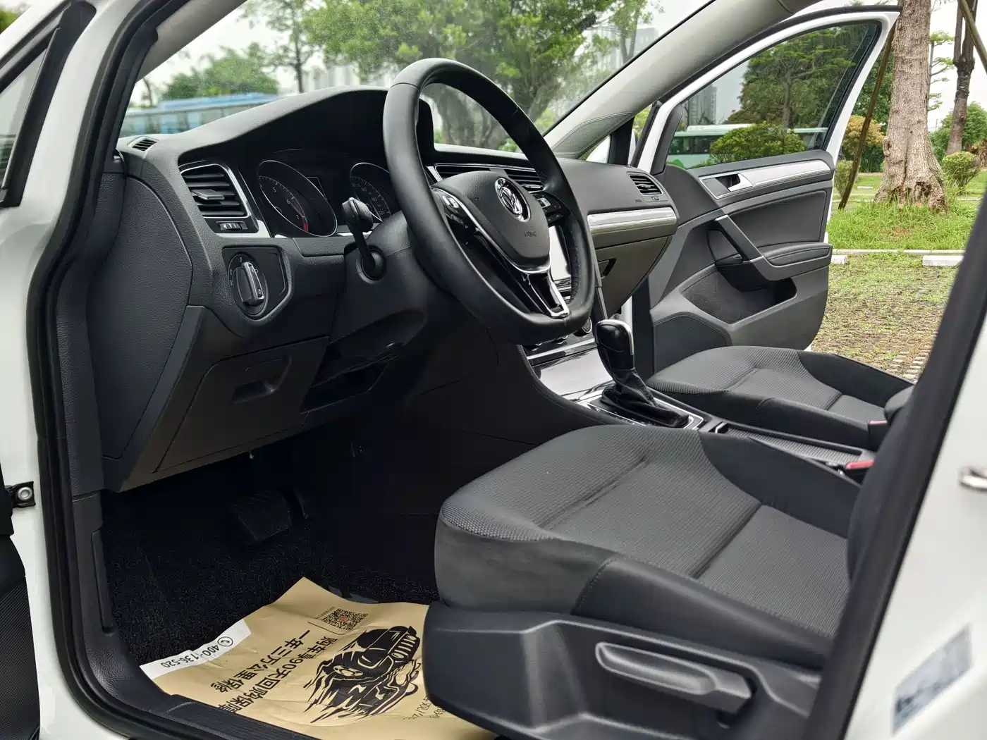 Volkswagen Golf 2018 230TSI Automatic Comfort фото 8