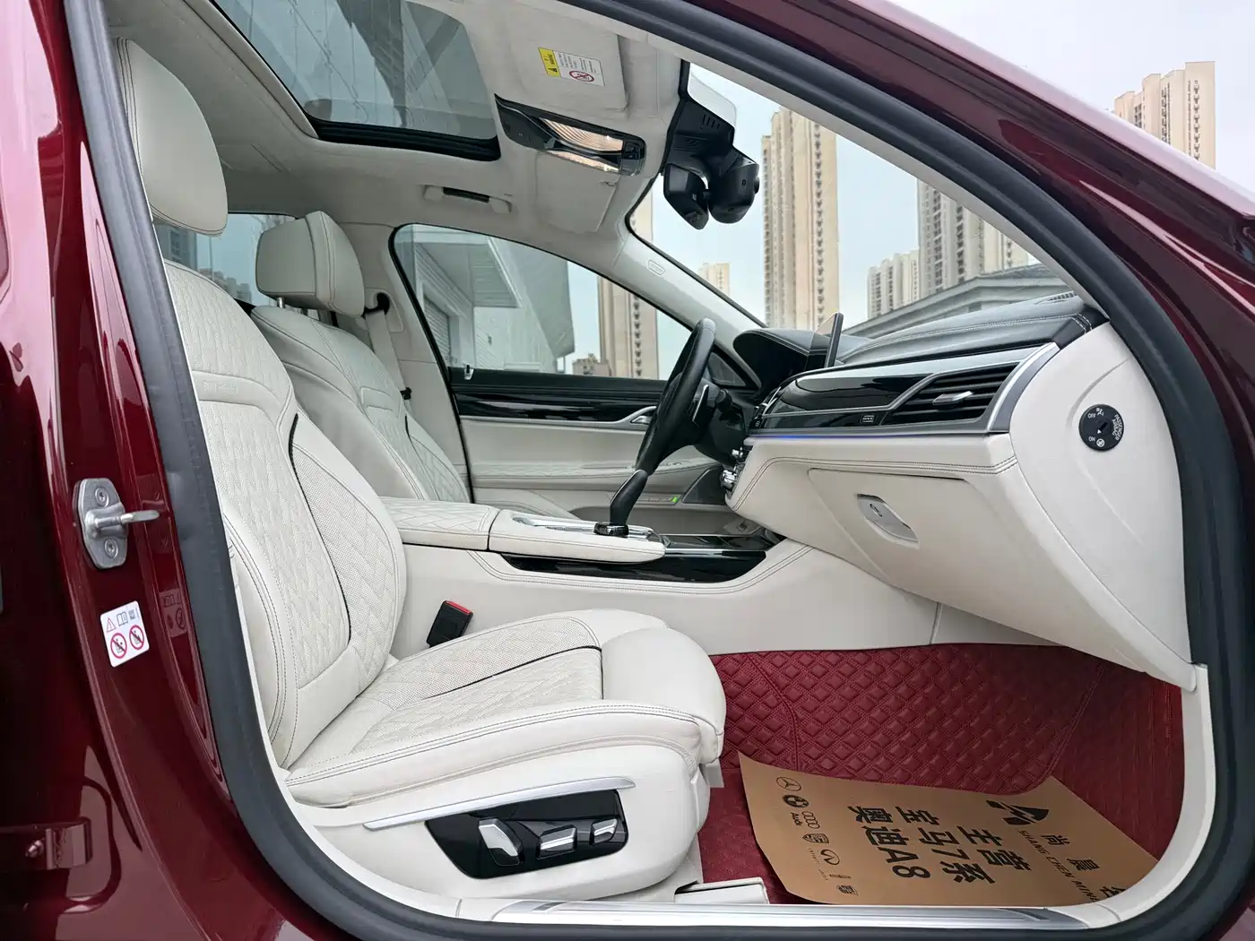 BMW 7 Series 2019 Facelift 740Li xDrive Executive M Sport Package фото 8
