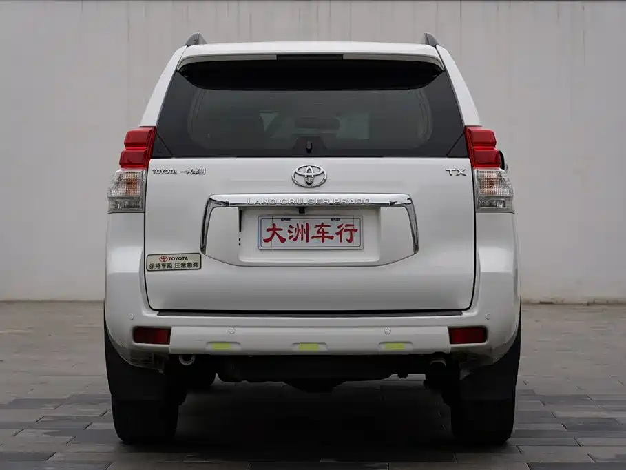 Toyota Prado 2010 4.0L Automatic TX-L фото 6