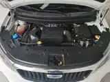 Фото 10 - Geely Vision X3