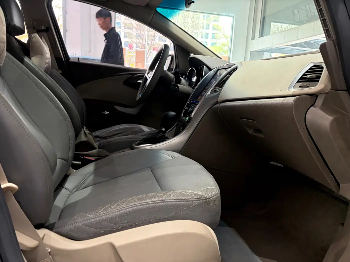Buick Excelle 2013 GT 1.6L Automatic Fashion Edition фото 21