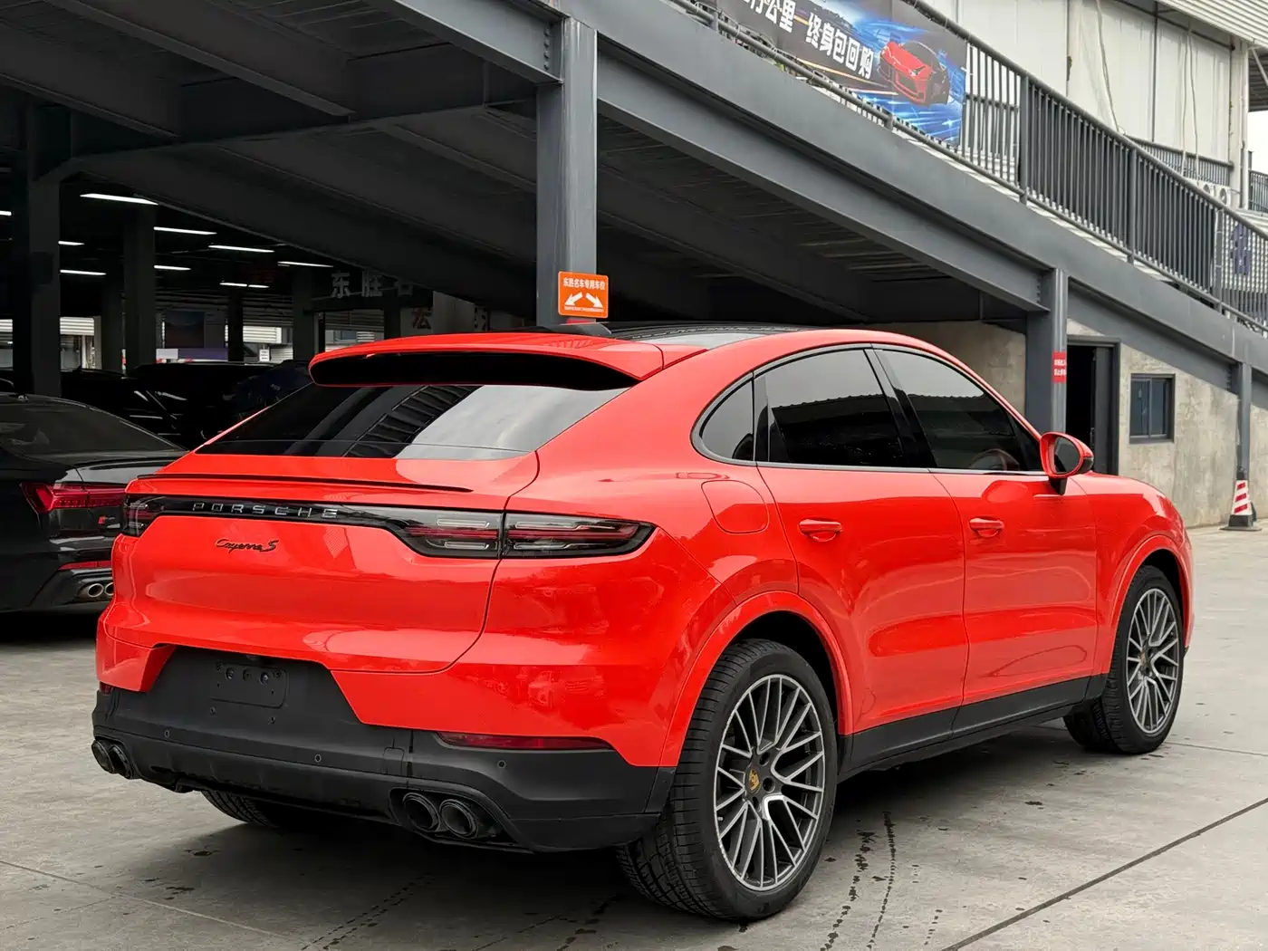PORSCHE CAYENNE