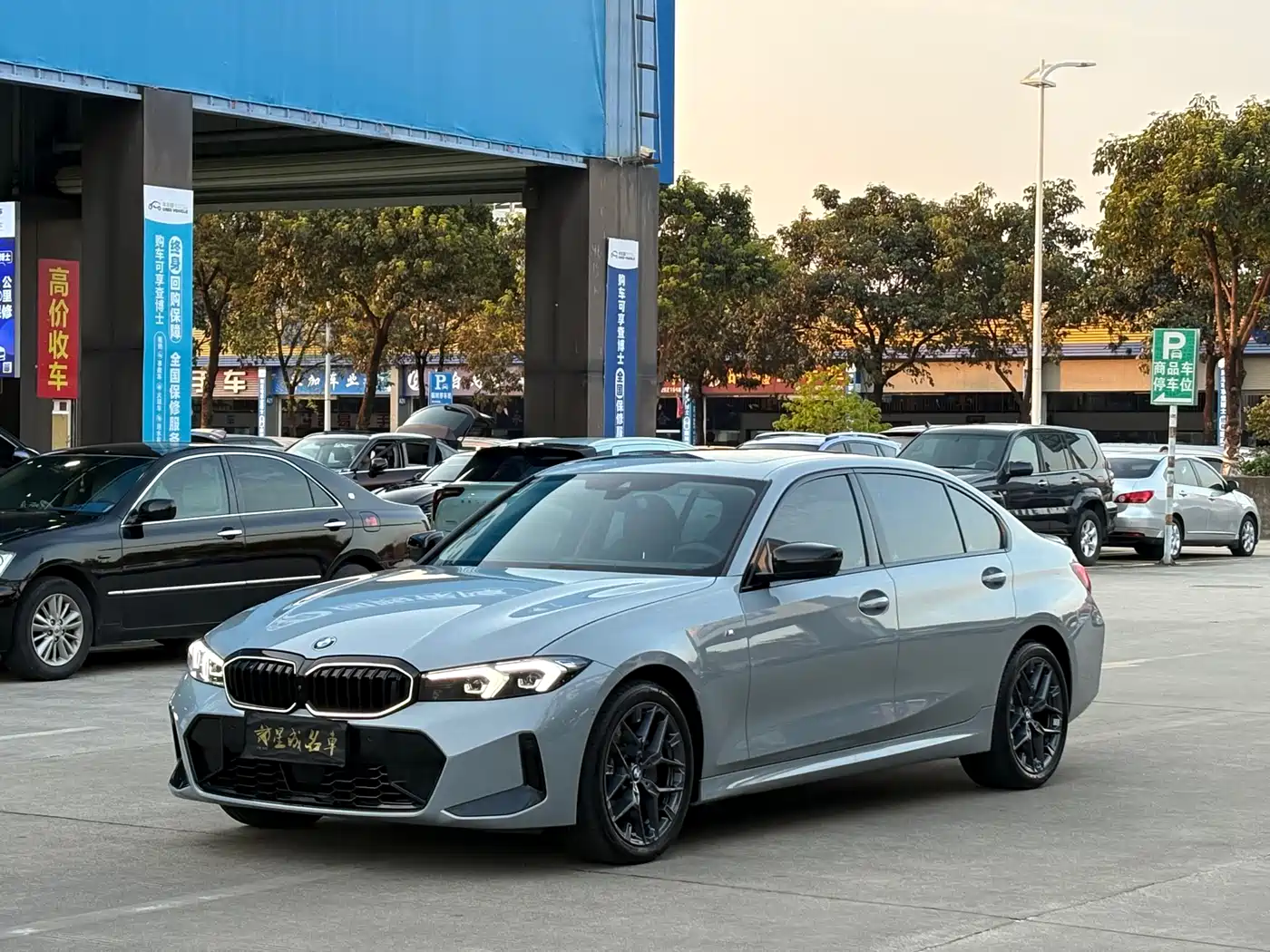 BMW 3 Series 2025 330Li M Sport Night Edition