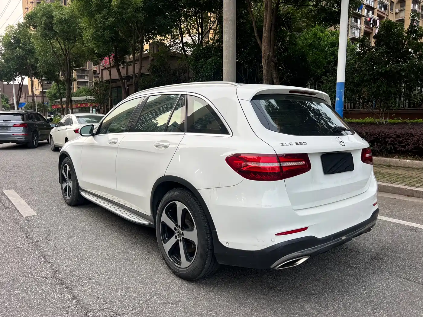 Mercedes-Benz GLC 2018 Facelift GLC 260 4MATIC Luxury фото 7