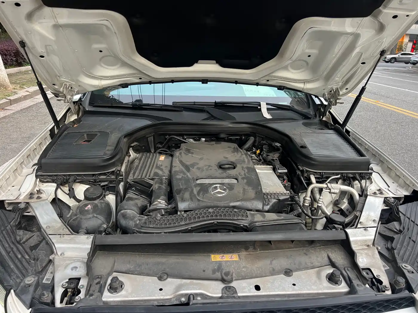 Mercedes-Benz GLC 2018 Facelift GLC 260 4MATIC Luxury фото 17