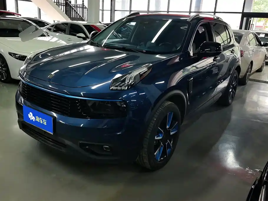 Lynk & Co 01 2017 2.0T 2WD Pro Shine Edition