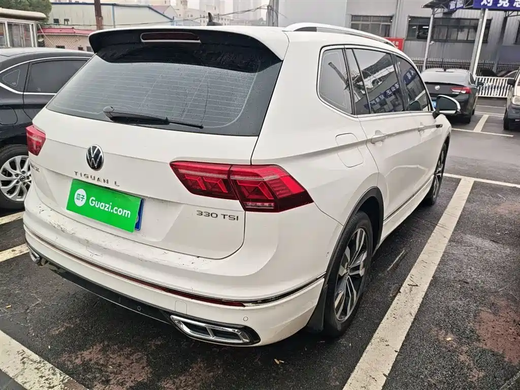 Volkswagen Tiguan L 2022 330TSI Auto 2WD R-Line Premium Edition фото 7