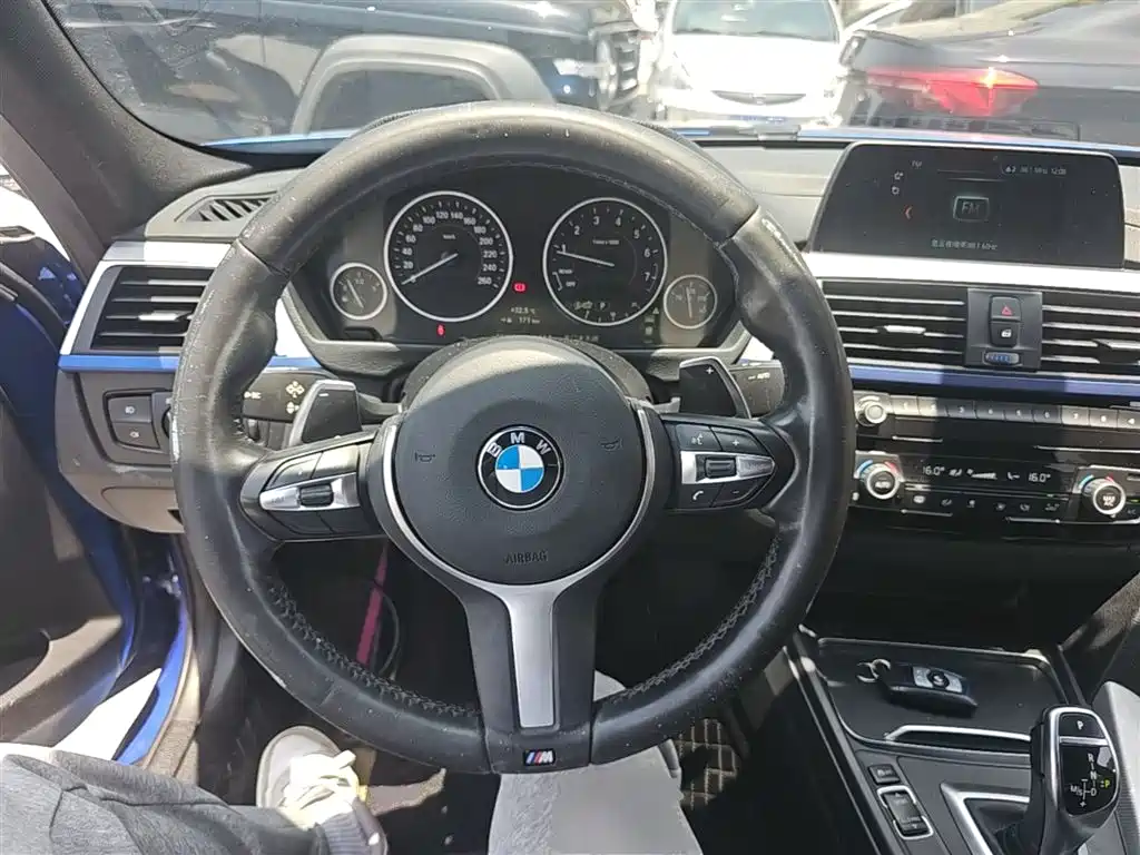 BMW 3 Series 2018 320i M Sport Package фото 11