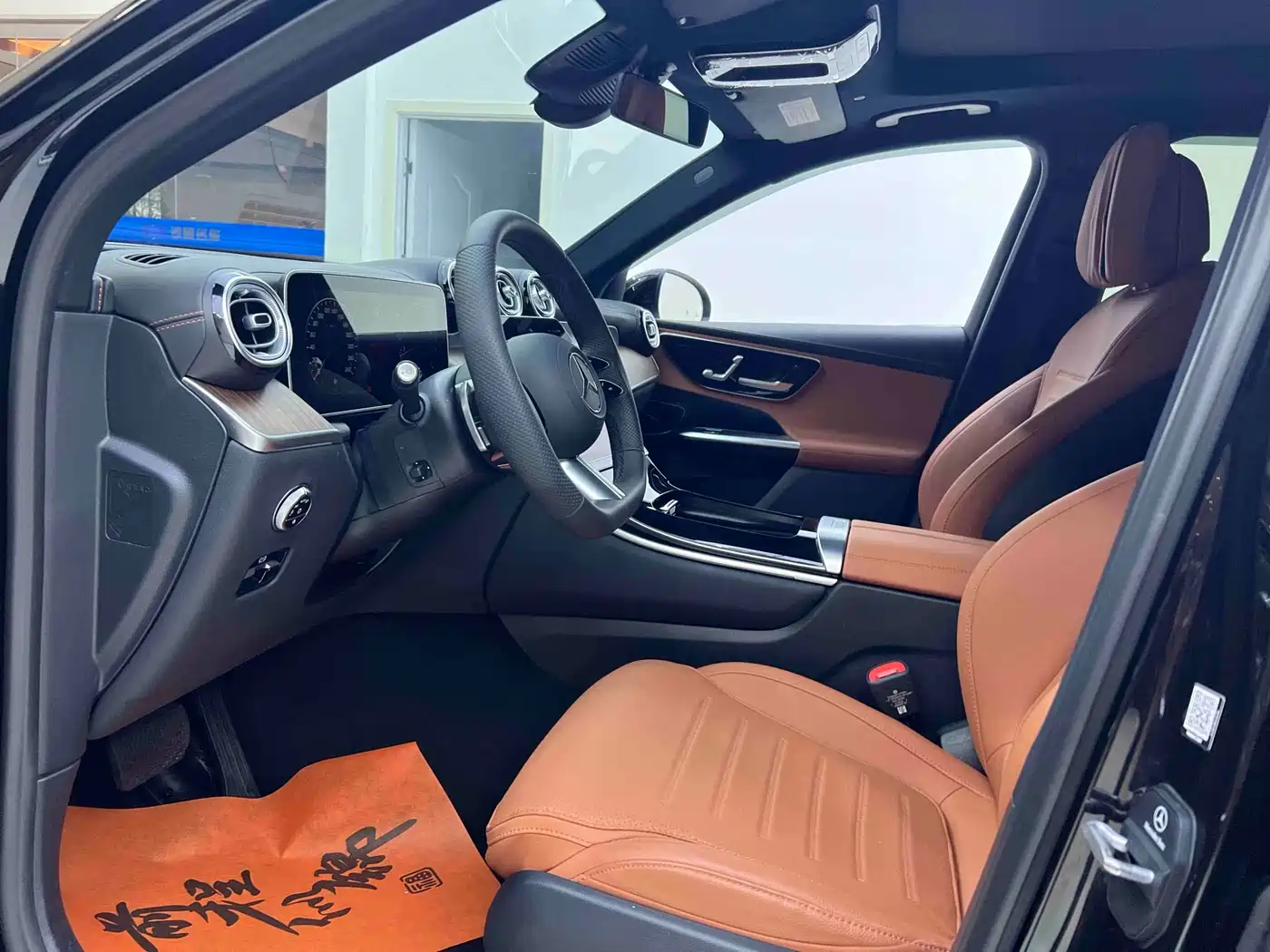 Mercedes-Benz GLC 2025 GLC 300 L 4MATIC Dynamic 5-seater фото 4