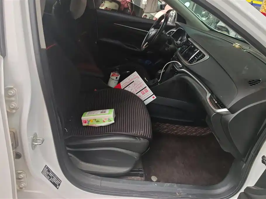 Buick Excelle 2021 1.3T Auto Mild Hybrid Elite фото 8