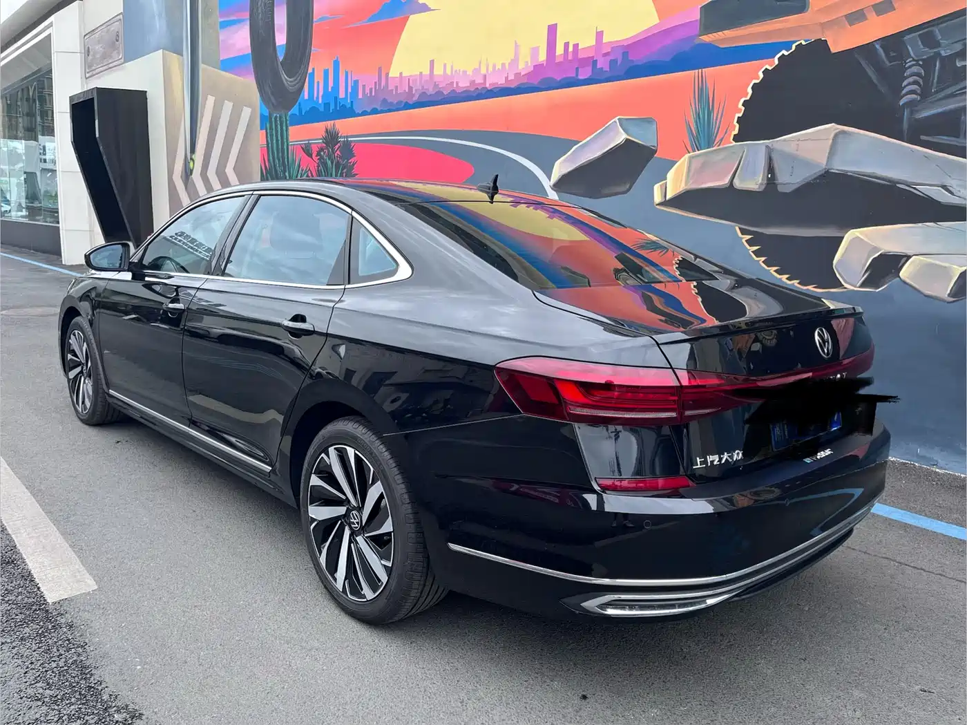 Volkswagen Passat 2022 330TSI Starlight Elite Edition фото 4