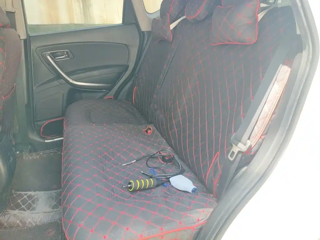 Besturn X80 2015 2015 2.0L Manual Luxury