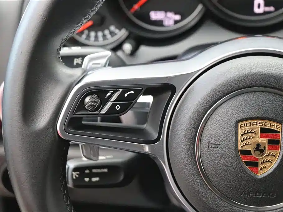 Porsche Cayenne 2016 Cayenne 3.0T фото 17