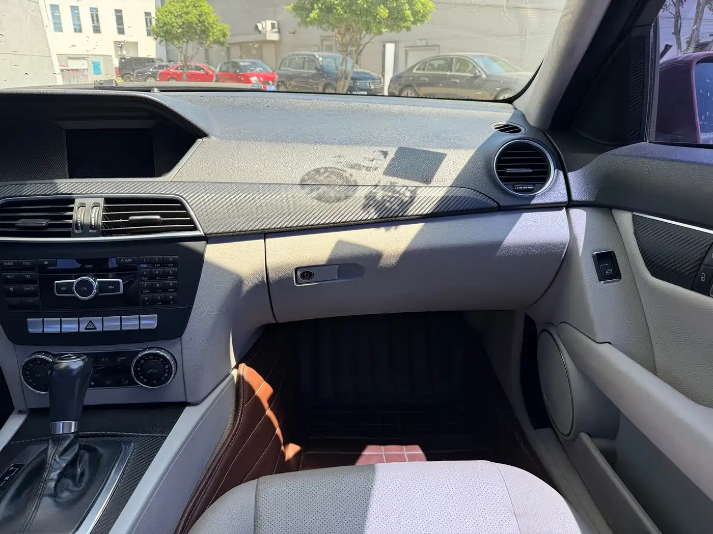 Mercedes-Benz C-Class 2013 Model C 180 CGI Classic фото 19