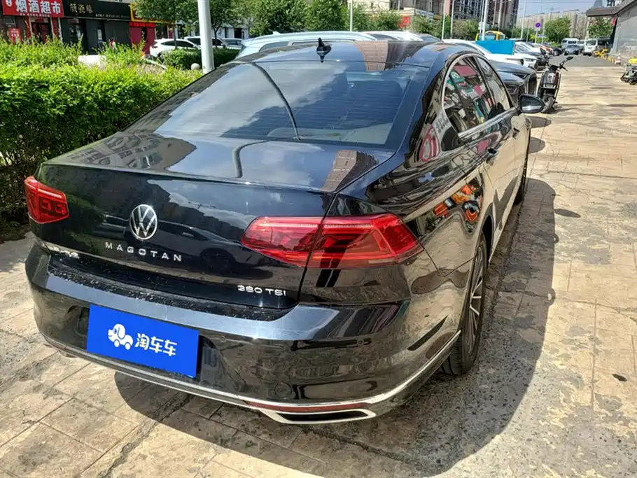 Volkswagen Magotan 2020 380TSI DSG Luxury фото 3