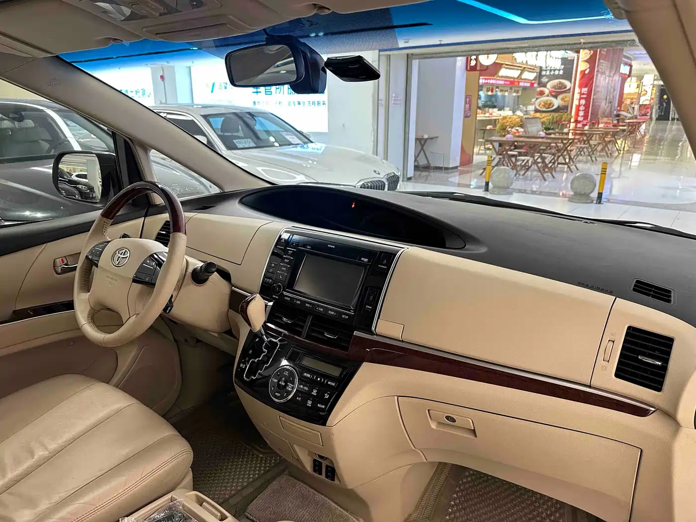 Toyota Previa 2012 2.4L 7-Seater Luxury Edition фото 13