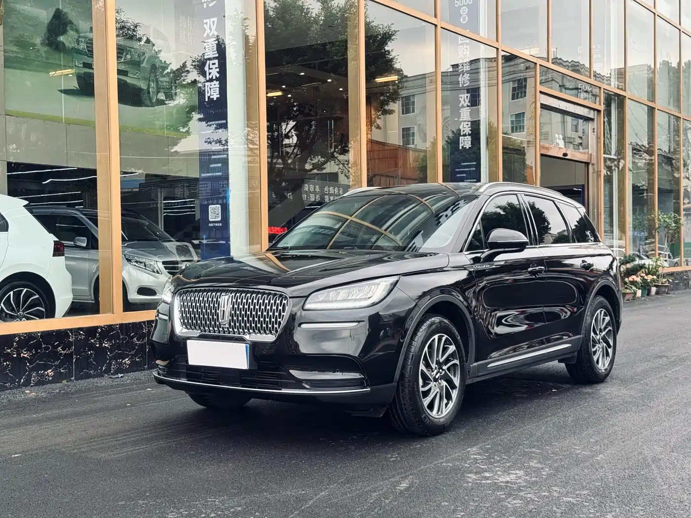 Lincoln Adventurer 2022 — пригон из Китая