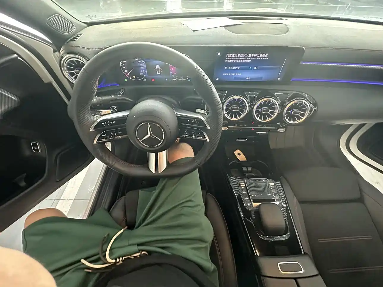 Mercedes-Benz A-Class 2024 A 200 L Sport Edition фото 7