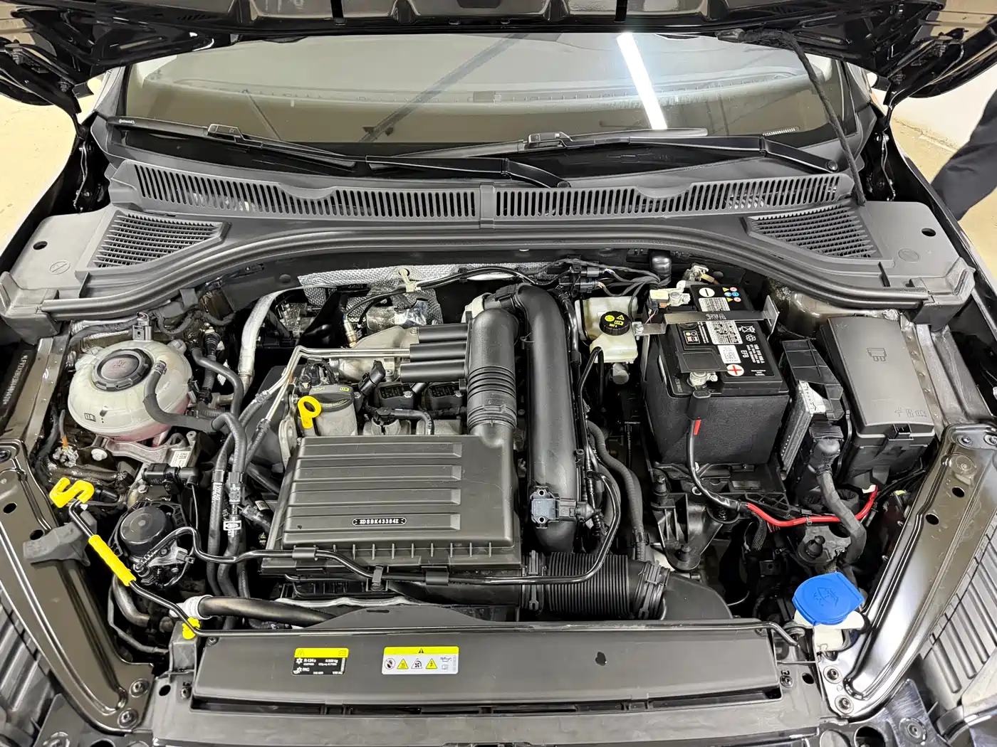 Volkswagen Sagitar 2023 280TSI DSG Surpass Plus Edition фото 22
