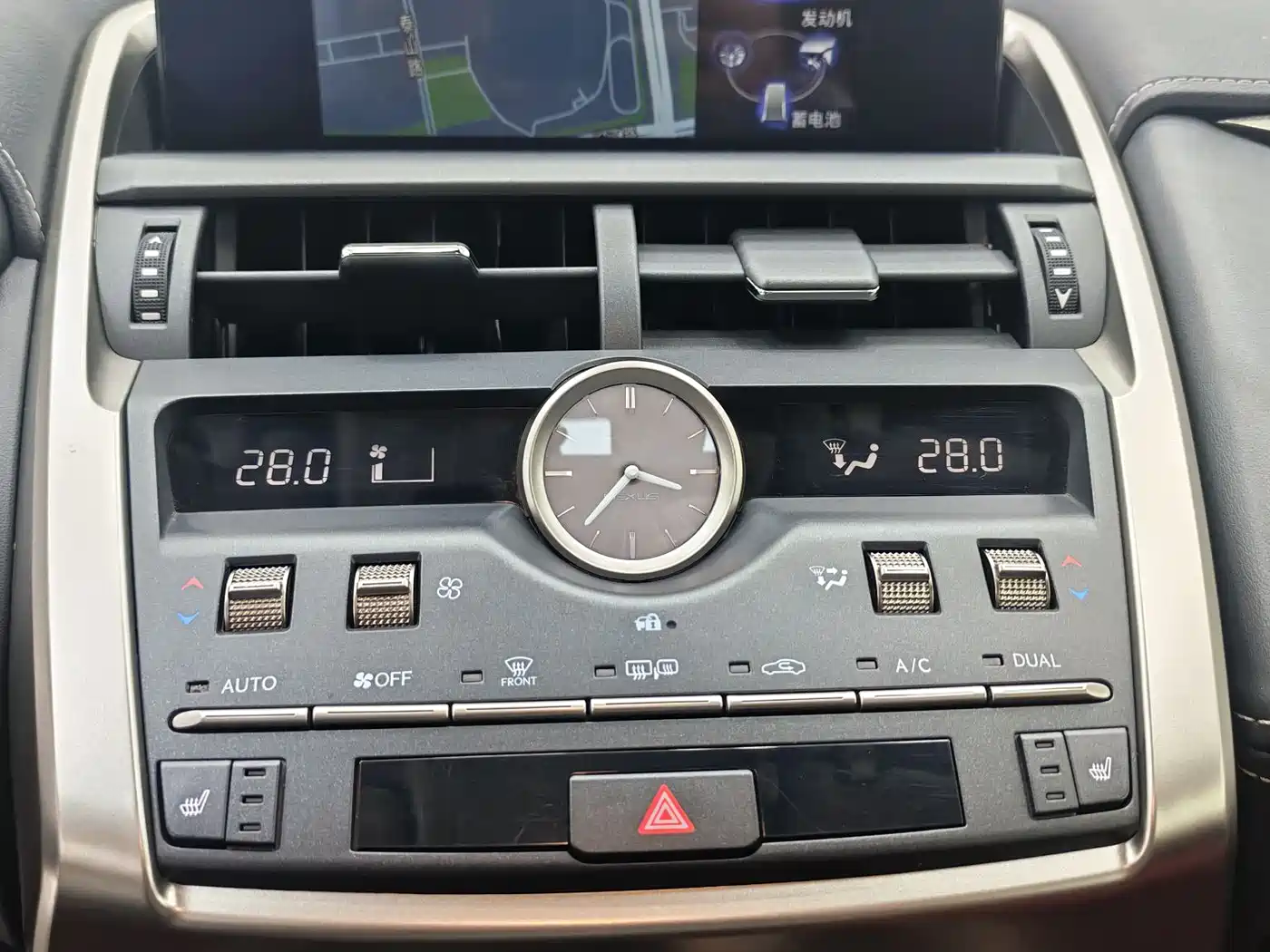 Lexus NX 2020 300h FWD F Sport China VI фото 14