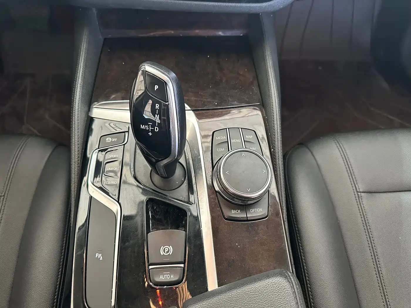 BMW 5 Series 2018 525Li Luxury Package фото 28