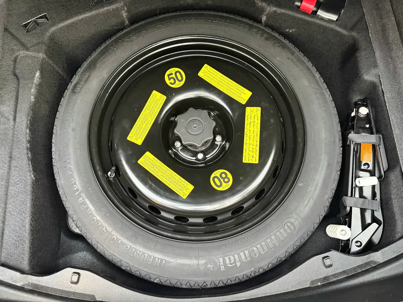 Audi A8 2012 A8L 45 TFSI quattro Comfort фото 14