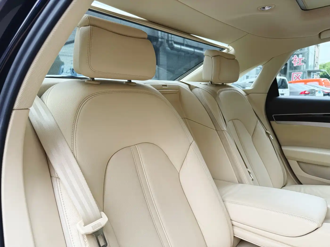 Audi A8 2012 A8L 45 TFSI quattro Comfort фото 8