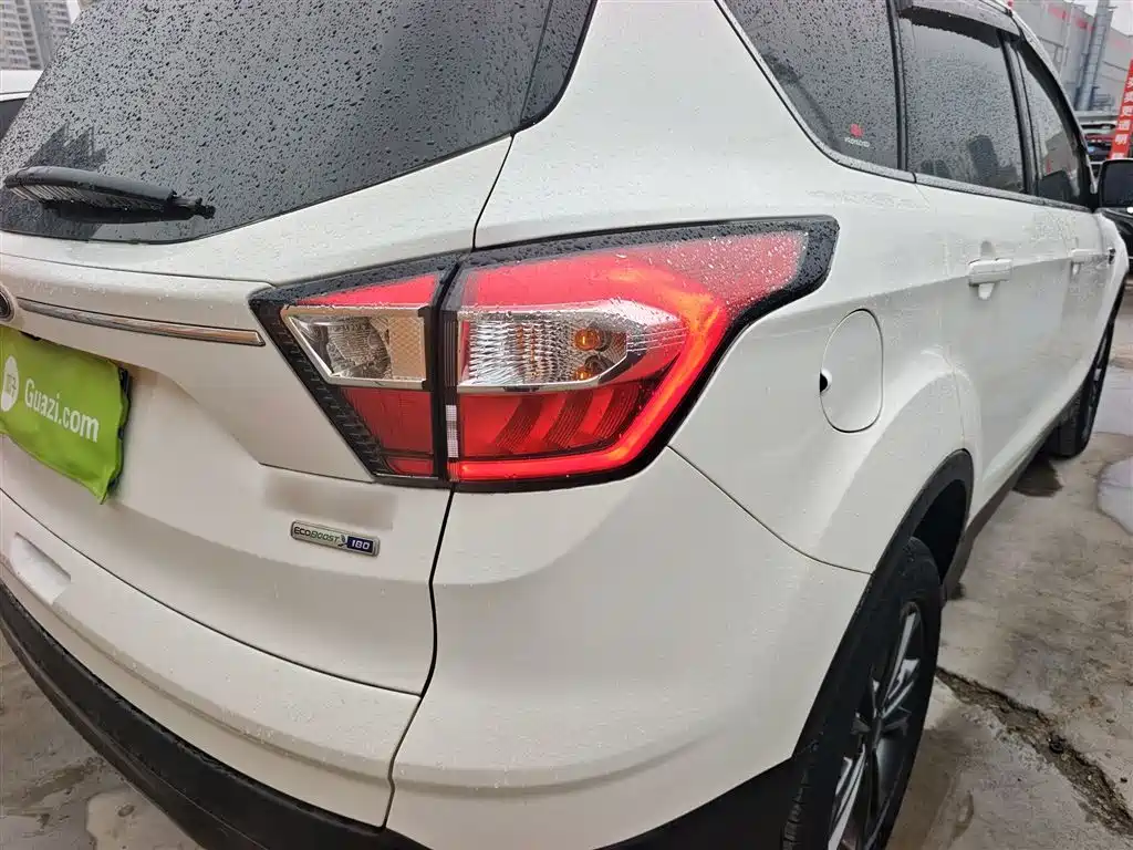 Ford Kuga 2021 2019 EcoBoost 180 2WD Platinum Wing Edition China VI