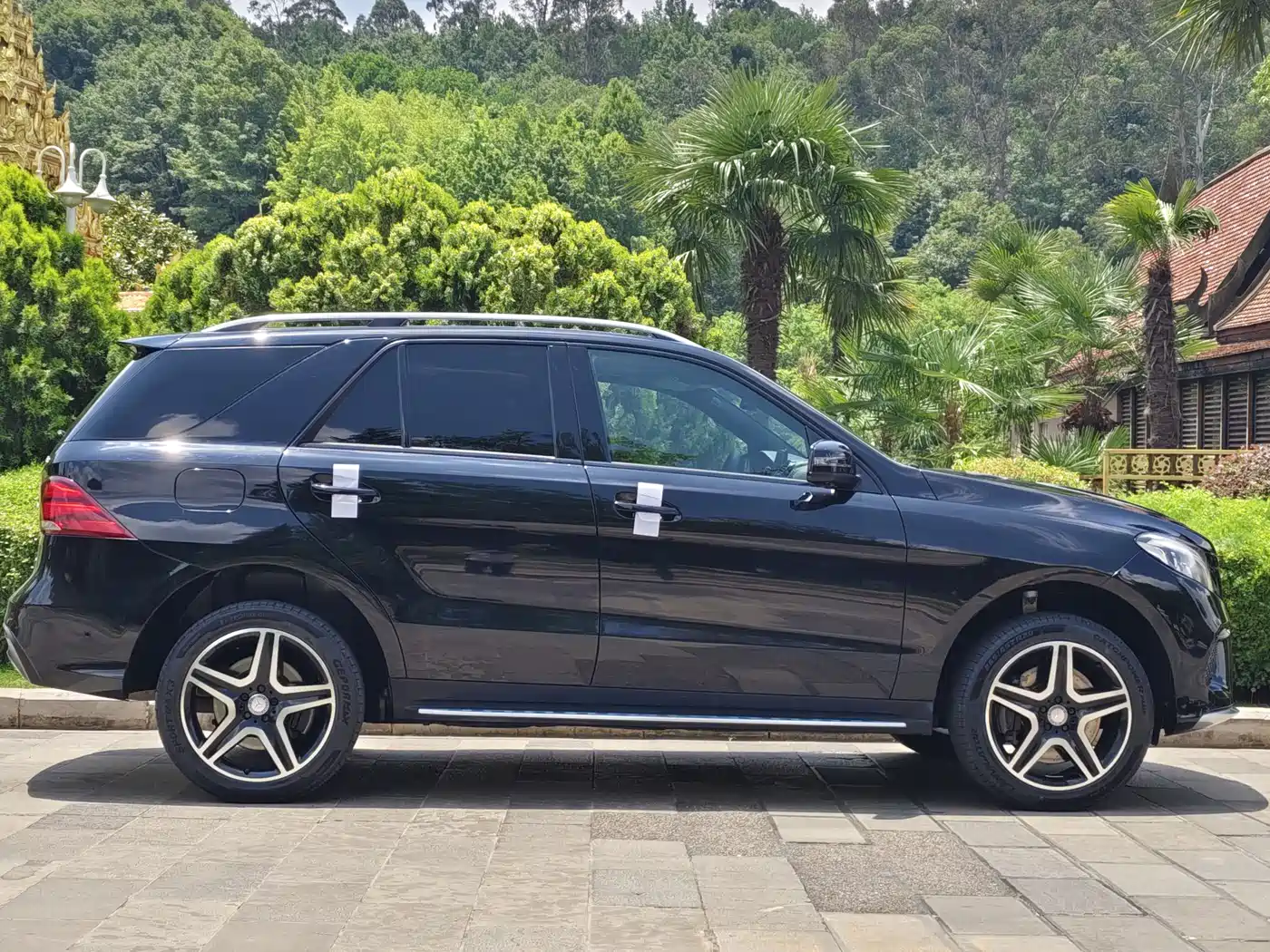 Mercedes-Benz GLE 2016 GLE 450 AMG 4MATIC фото 28