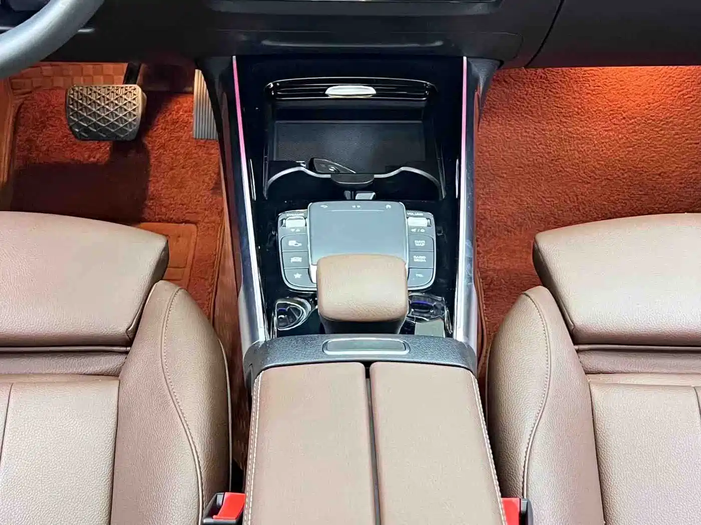 Mercedes-Benz GLB 2023 GLB 220 Style фото 20