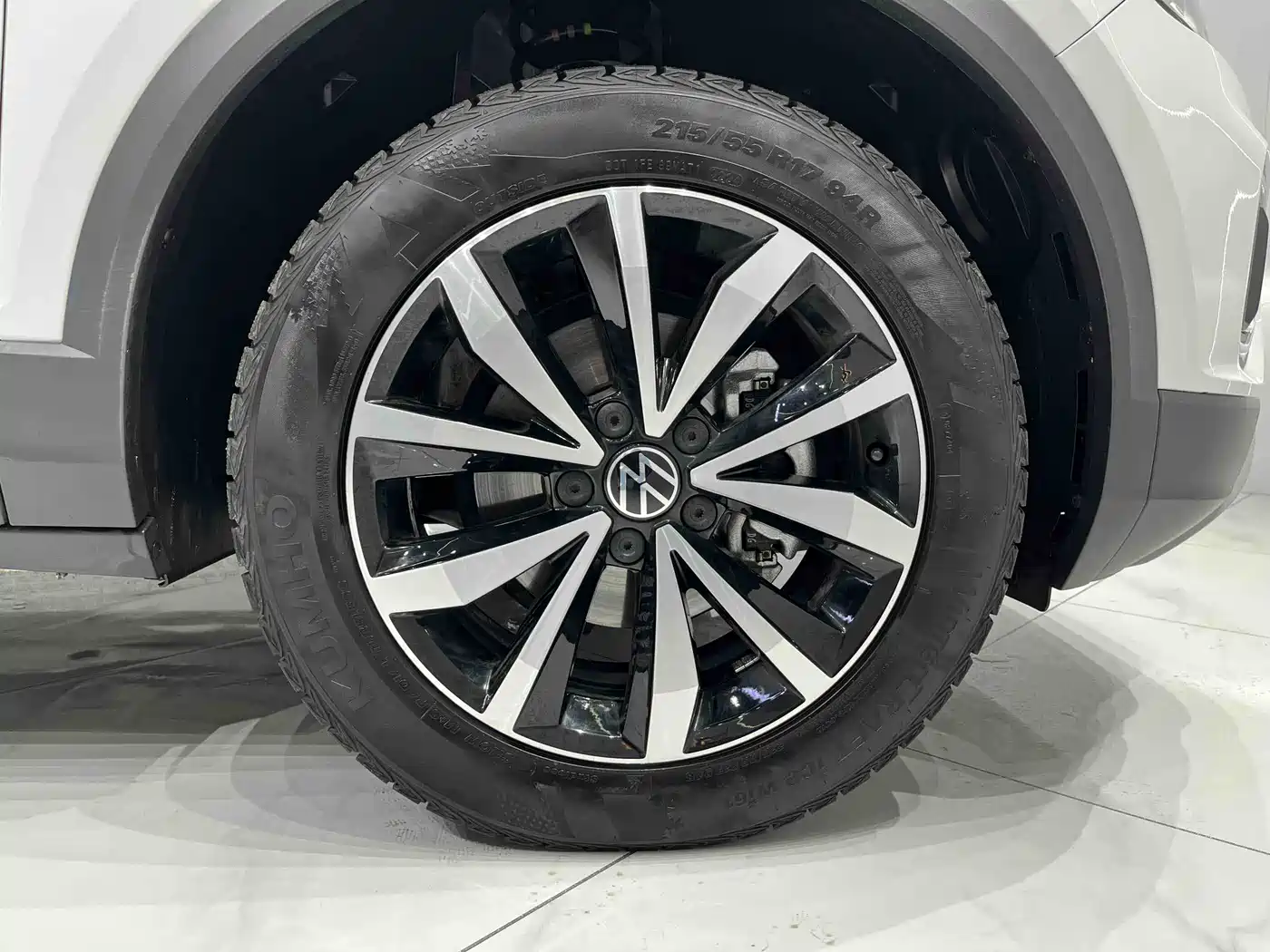 Volkswagen T-ROC 2023 280TSI DSG 2WD Time Edition фото 12