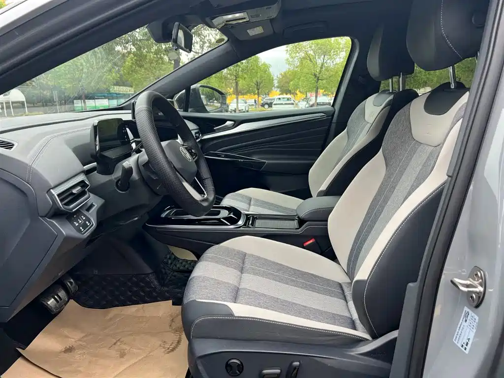 Volkswagen ID.4 CROZZ 2021 Standard Range PURE 2WD фото 10