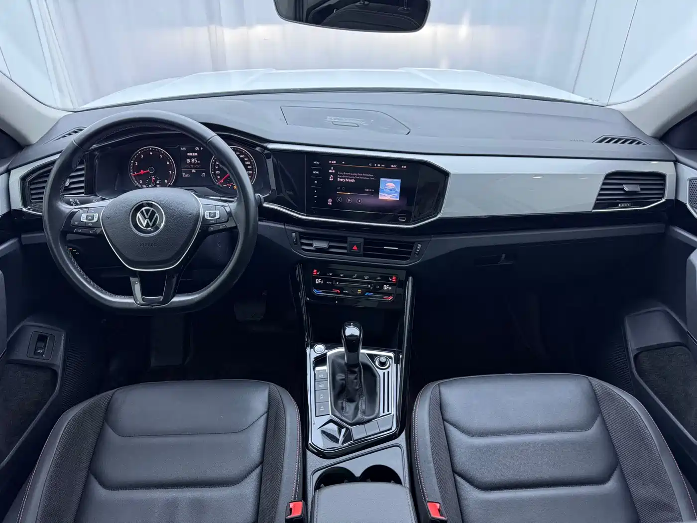 Volkswagen Tayron 2022 280TSI 2WD Luxury Smart Connect Edition фото 14