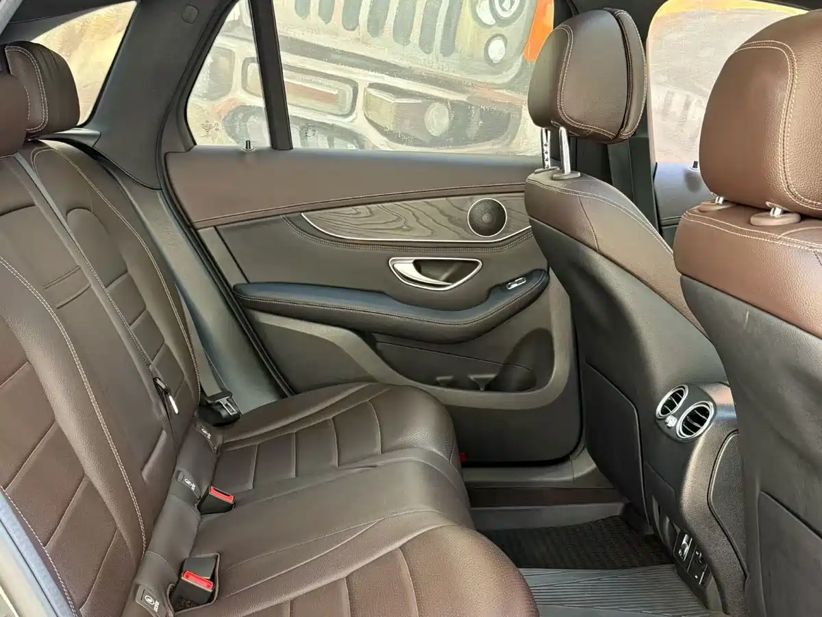 Mercedes-Benz GLC 2019 GLC 260 4MATIC Luxury фото 9