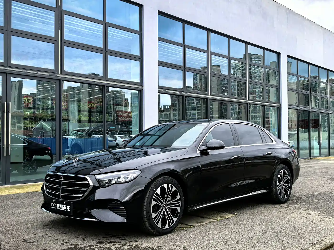 Mercedes-Benz E-Class 2026 E 300 L Luxury