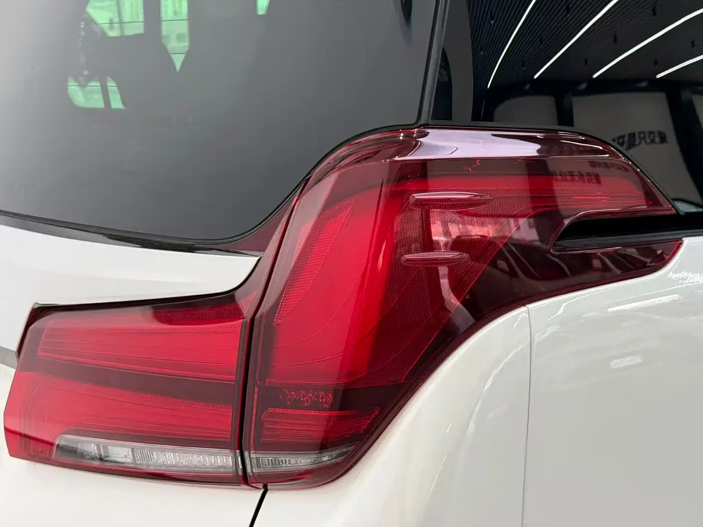 Toyota Alphard 2018 Facelift 3.5L Premium Edition фото 3