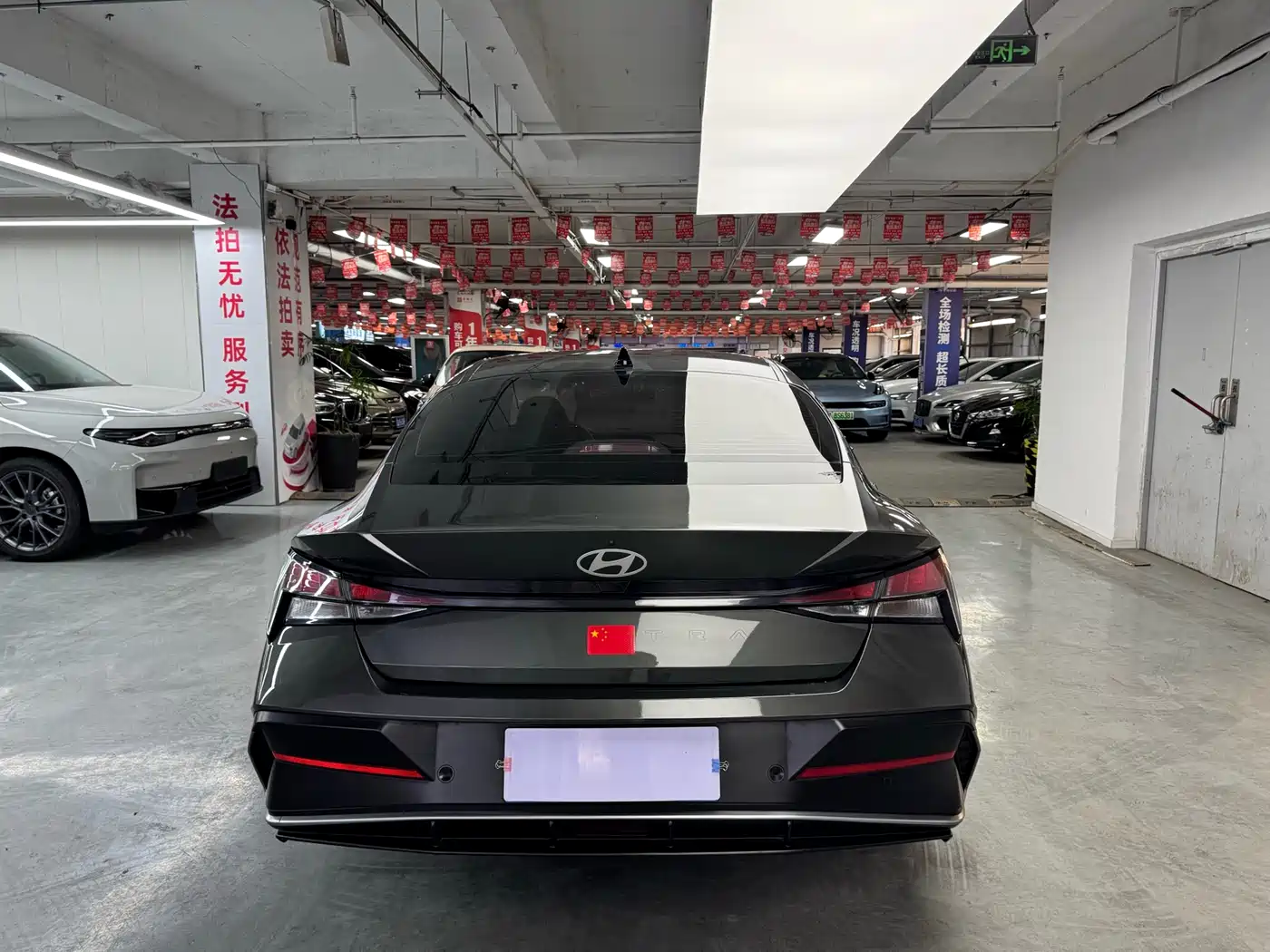 Hyundai Elantra 2023 1.5L CVT GLX Elite Edition фото 10